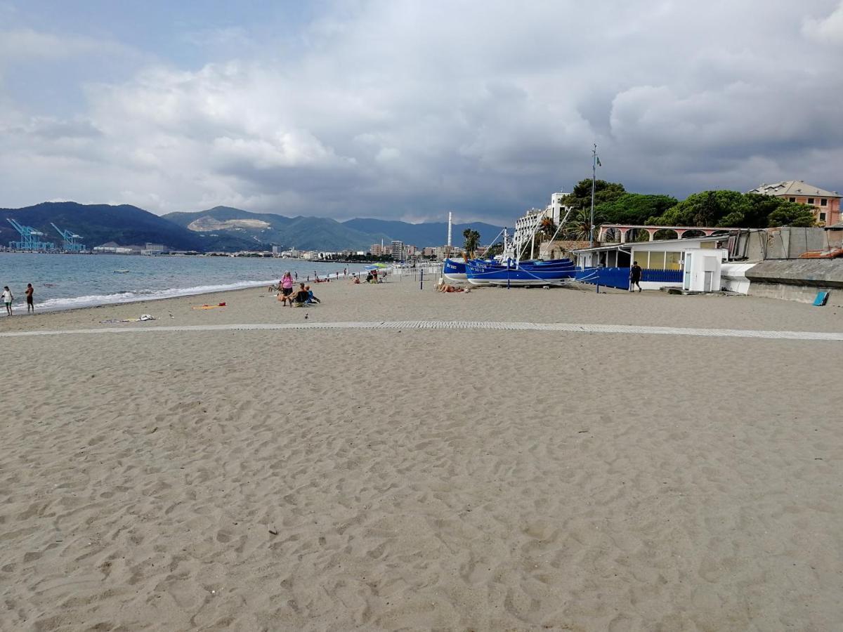 Music & Beach Apartment Савона Екстериор снимка